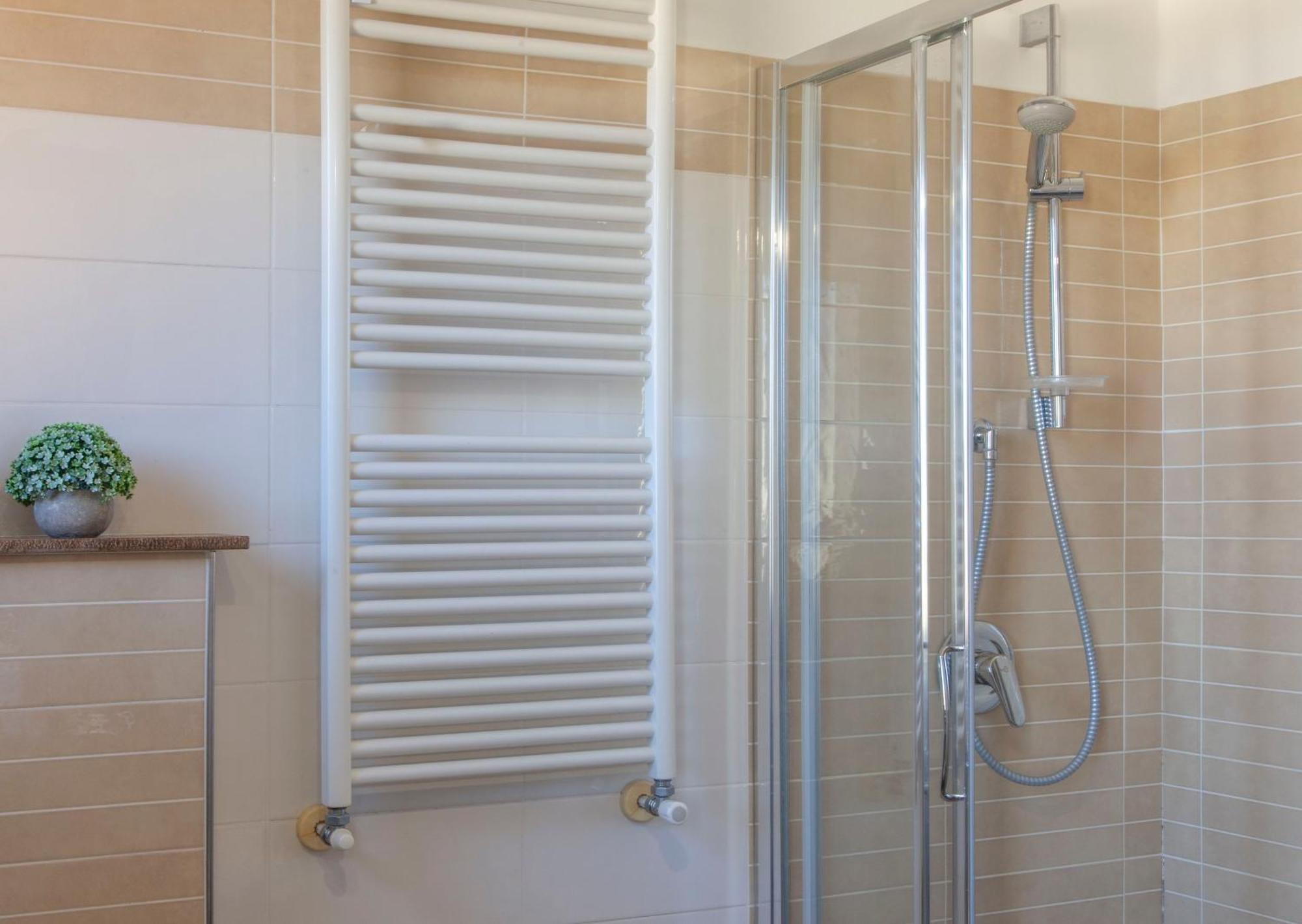 Alba Langhe Apartment ภายนอก รูปภาพ